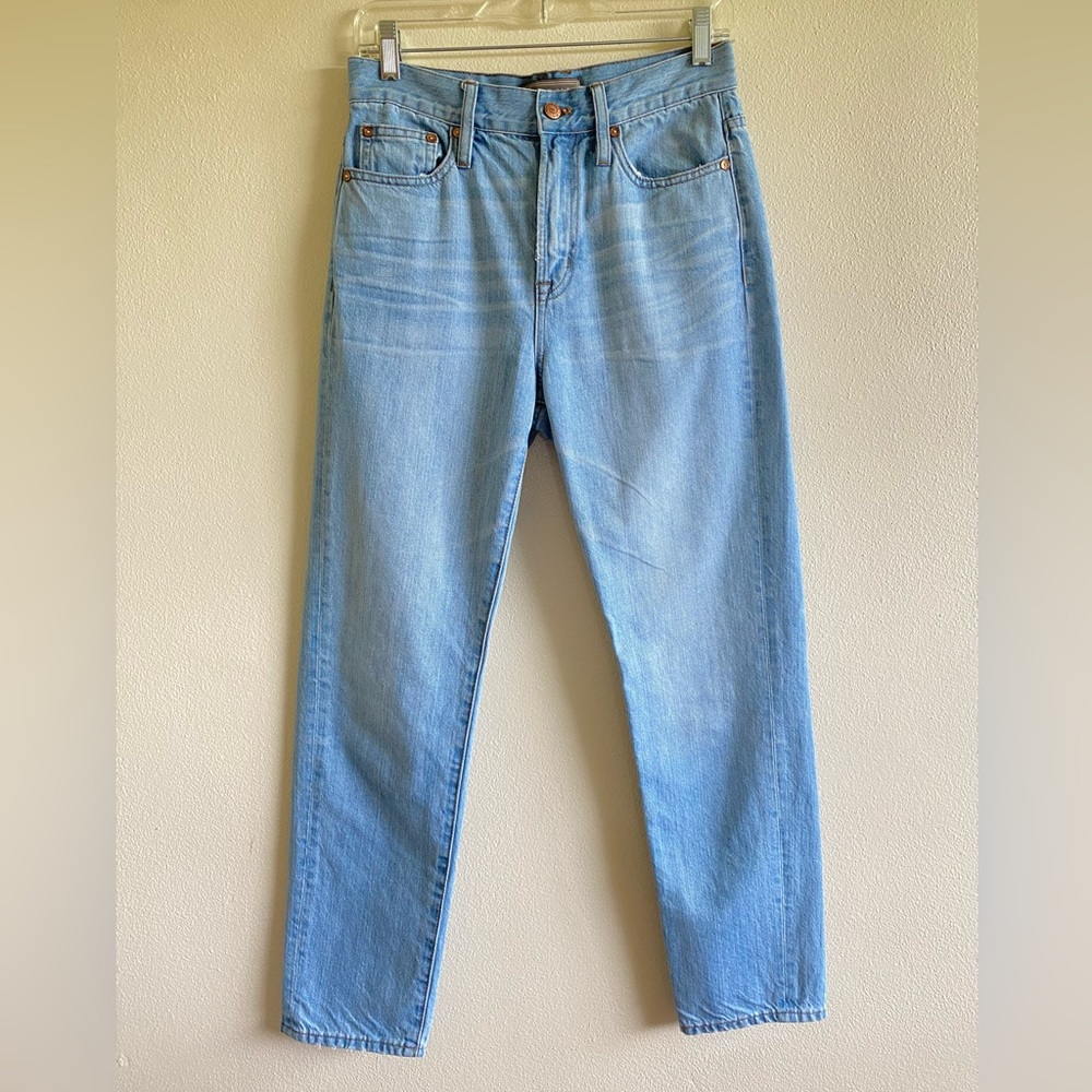 Point sur light wash womens jeans size 26‎